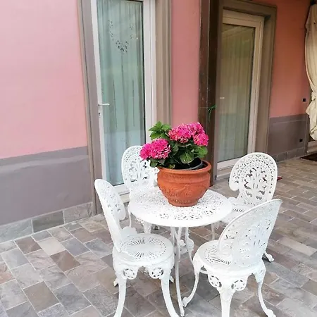 La Rosa Nel Nocleg ze śniadaniem *