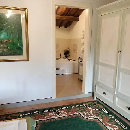Bed & Breakfast Beb La Rosa Nel Verde